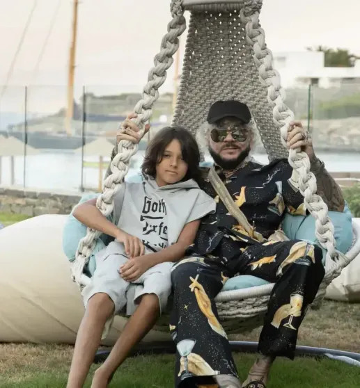 Филипп Киркоров рассказал, как зарабатывают его дети-подростки Киркоров, своей, Филипп, детей, АллаВиктория, Мартин, Киркорова, Филиппа, вместе, дочери, артист, платит, Крёстными, элитной, учатся, ЕфремоваСейчас, Наталья, предприниматель, Малахов, Андрей