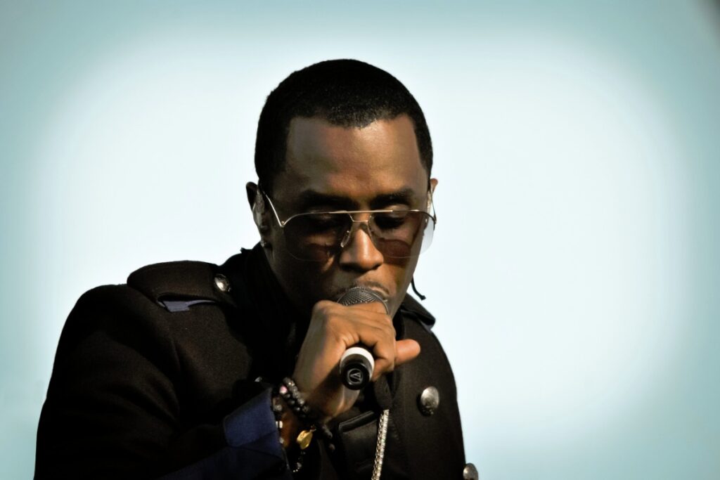 Суд приговорил рэпера P. Diddy к 50 месяцам тюрьмы