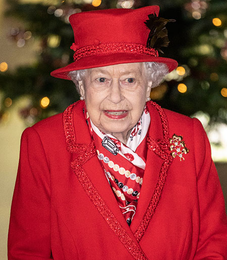 Тур завершен: Кейт Миддлтон и принц Уильям воссоединились с Елизаветой II и принцем Чарльзом в Виндзоре Тур завершен: Кейт Миддлтон и принц Уильям воссоединились с Елизаветой II и принцем Чарльзом в Виндзоре Монархи,Британские монархи