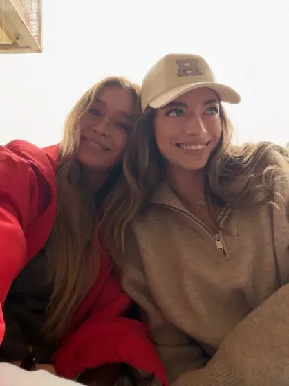 Вера Брежнева с младшей дочерью отдыхает в Португалии Брежнева, БрежневаВера, Киперманом, которая, отдыхает, Португалии, КиперманВера, дочери, БрежневаФото, Меладзе, замуж, продюсера, начали, Константина, слухам, тайно, вышла, 44летняя, спустя, развелась