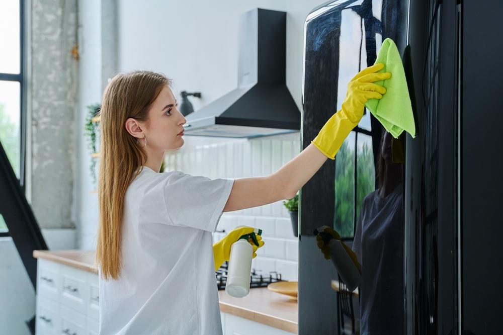 3 японских принципа уборки, которые помогут сохранять порядок в доме без особых усилий только, меньше, вещей, чтобы, жизни, помогают, вещам, уборки, посуду, часовой, зимние, японцы, пространство, важно, новую, каждый, перед, чистоту, ненужное, которую