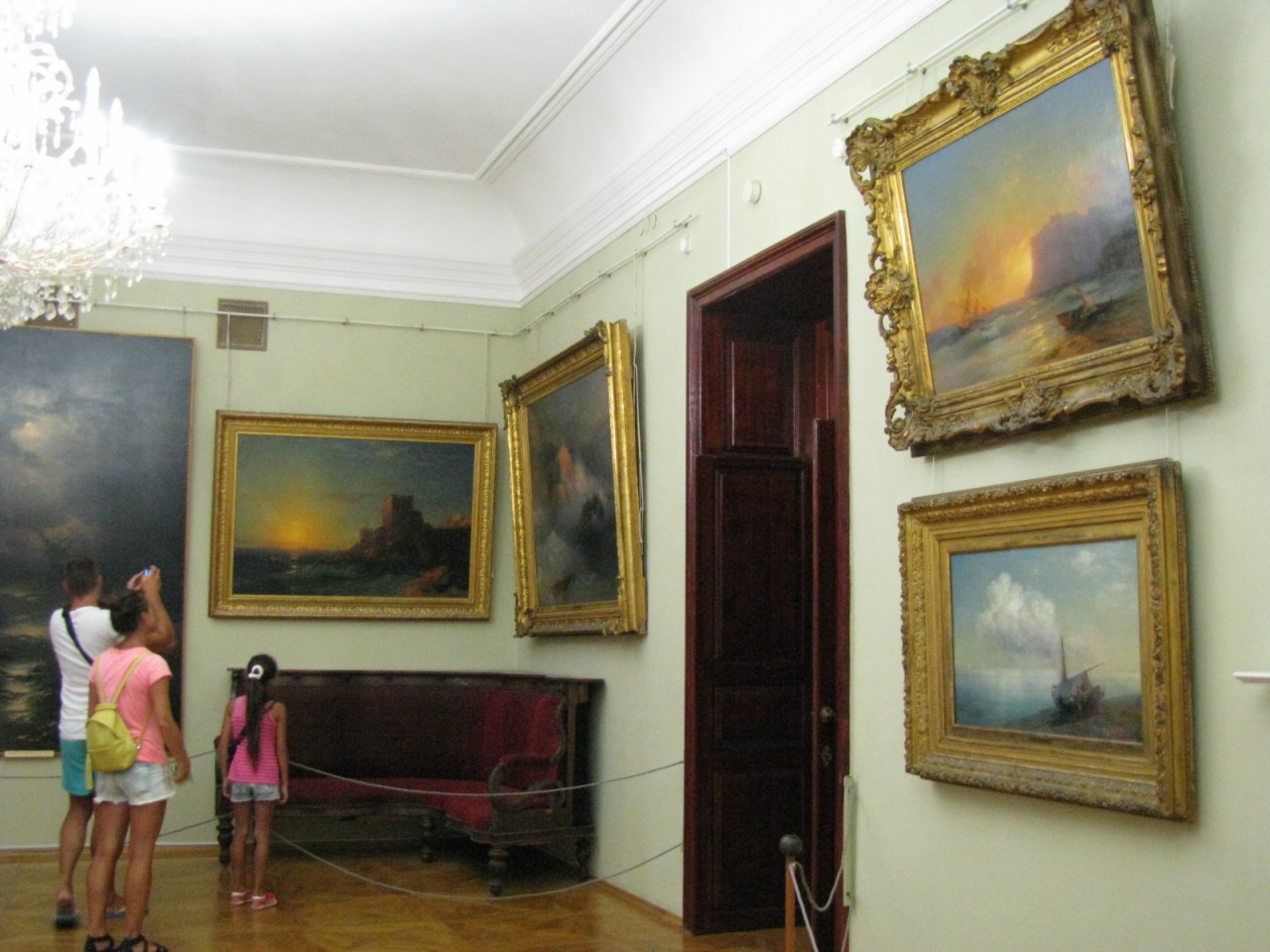 Фото картинная галерея айвазовского в феодосии