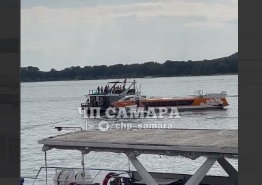 В МЧС сообщили о 5 пострадавших в столкновении «Валдая» и катера под Самарой