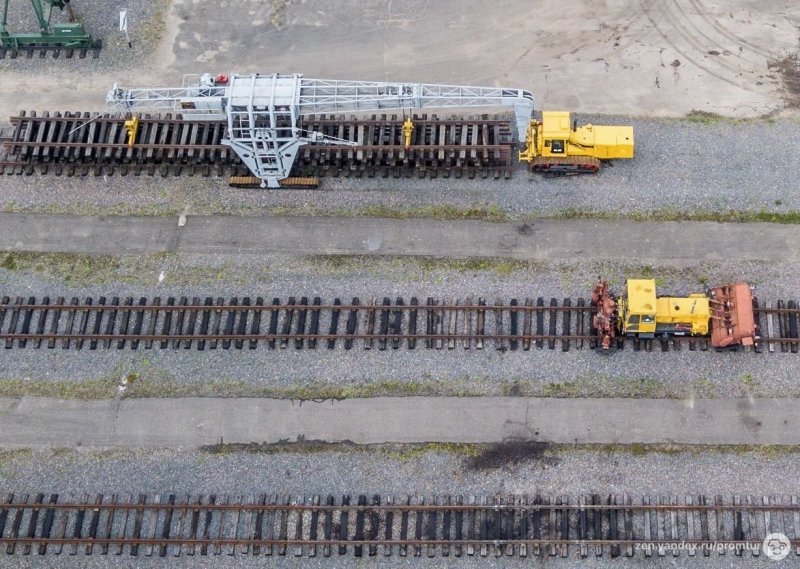 Как по рельсам. Буквально. Автомобили на железнодорожном ходу Как по рельсам. Буквально. Автомобили на железнодорожном ходу