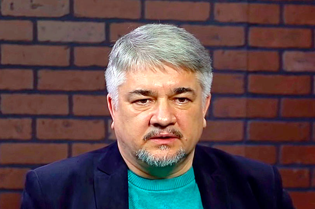 Ищенко пояснил, почему решение Киева влезть в армяно-азербайджанский конфликт ошибочно