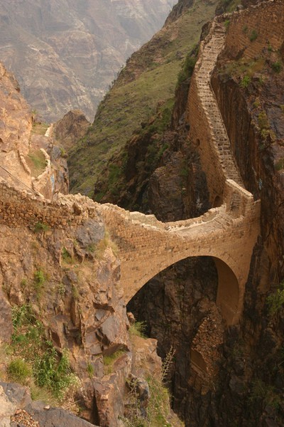 6-The-Shahara-Bridge-Yemen
