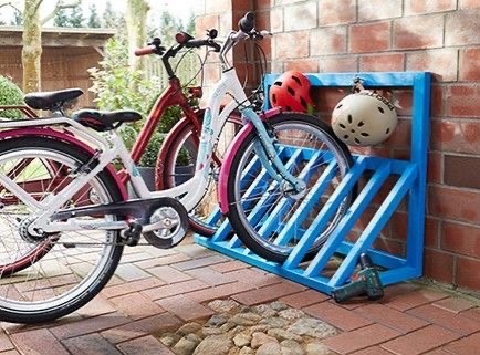 Велопарковка во дворе, для вдохновения для дома и дачи,идеи и вдохновение