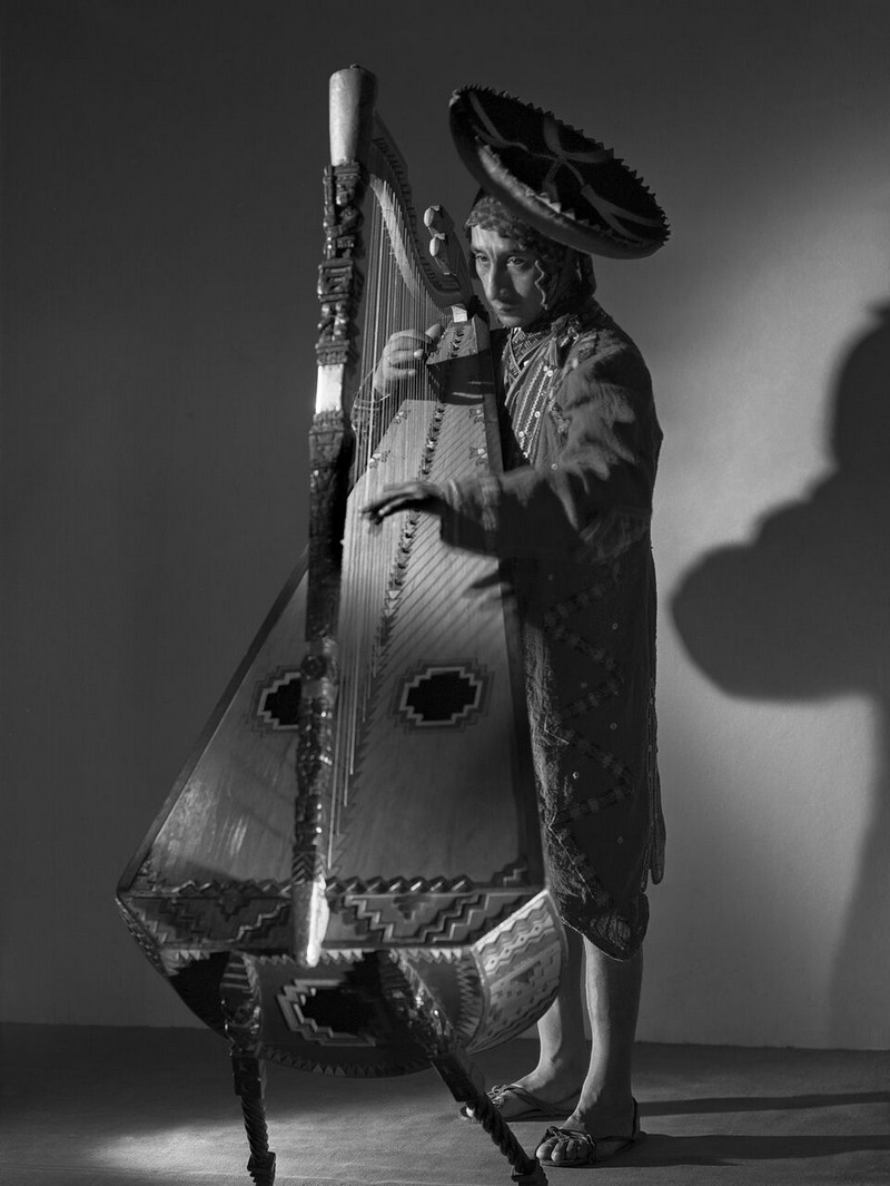 Тело, свет, отражение. Легенда аргентинской фотографии Аннемари Генрих фотография