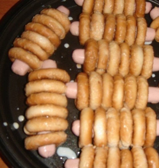 Сосиски в сушках - самый дачный рецепт! Сосиски в сушках - самый дачный рецепт! рецепты