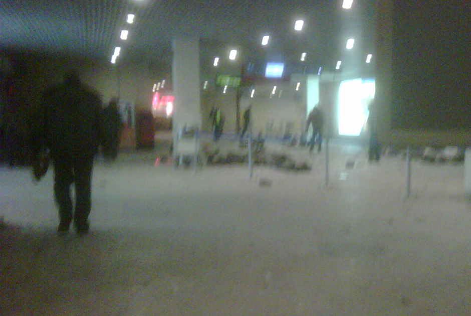 Зал прилета аэропорта Домодедово после взрыва