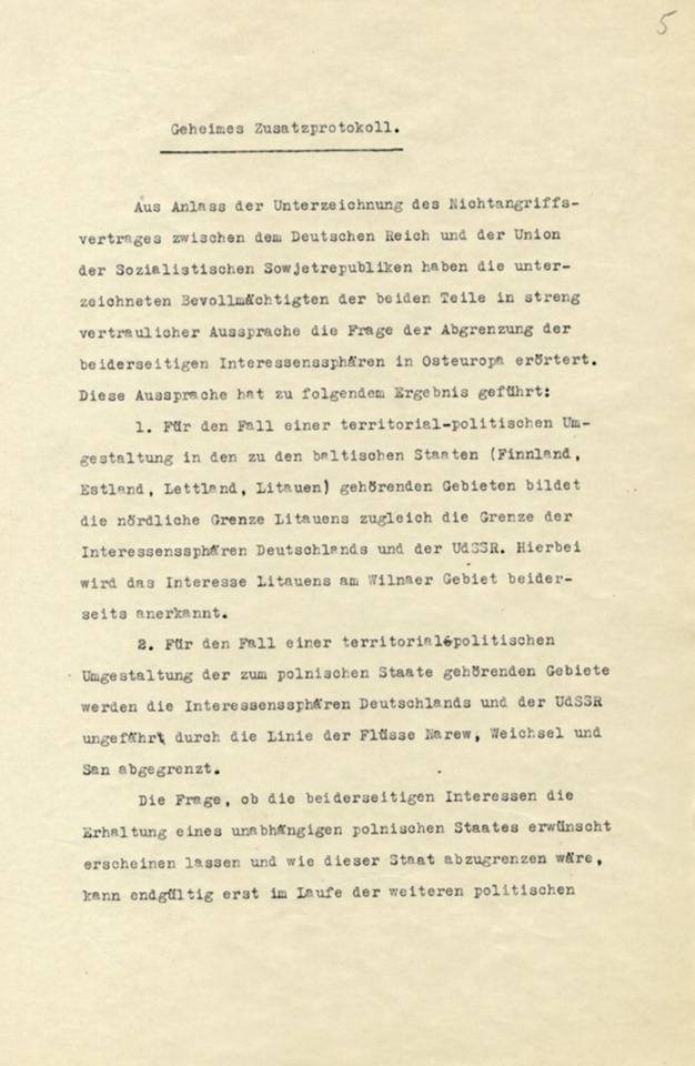 Впервые опубликован оригинал пакта Молотова - Риббентропа новости,события,политика