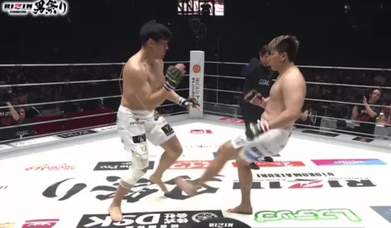 Микио Уеда на RIZIN за минуту отправил соперника в нокаут лоукиком