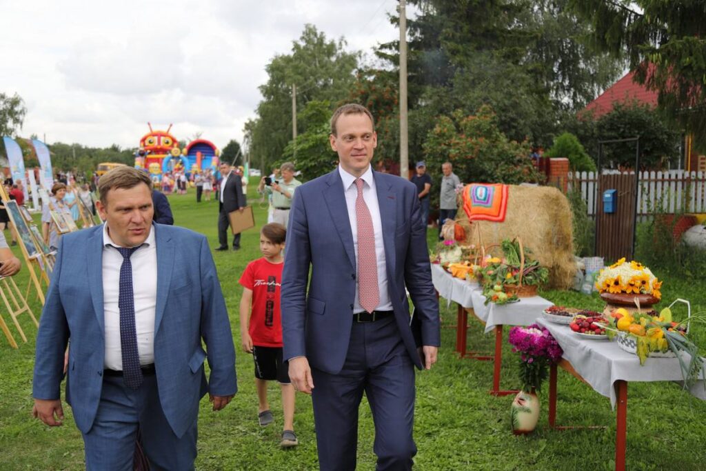 Губернатор Павел Малков посетил Михайловский район