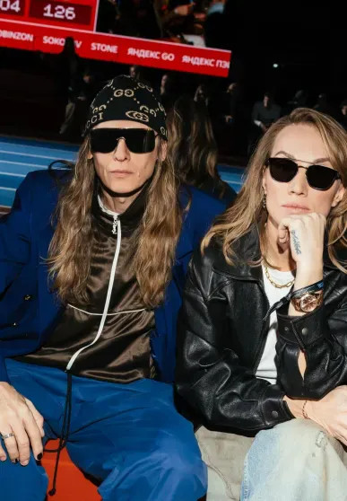 Анастасия Решетова (с новой стрижкой), Елена Перминова, Карина Истомина, Катя IOWA посетили показ 