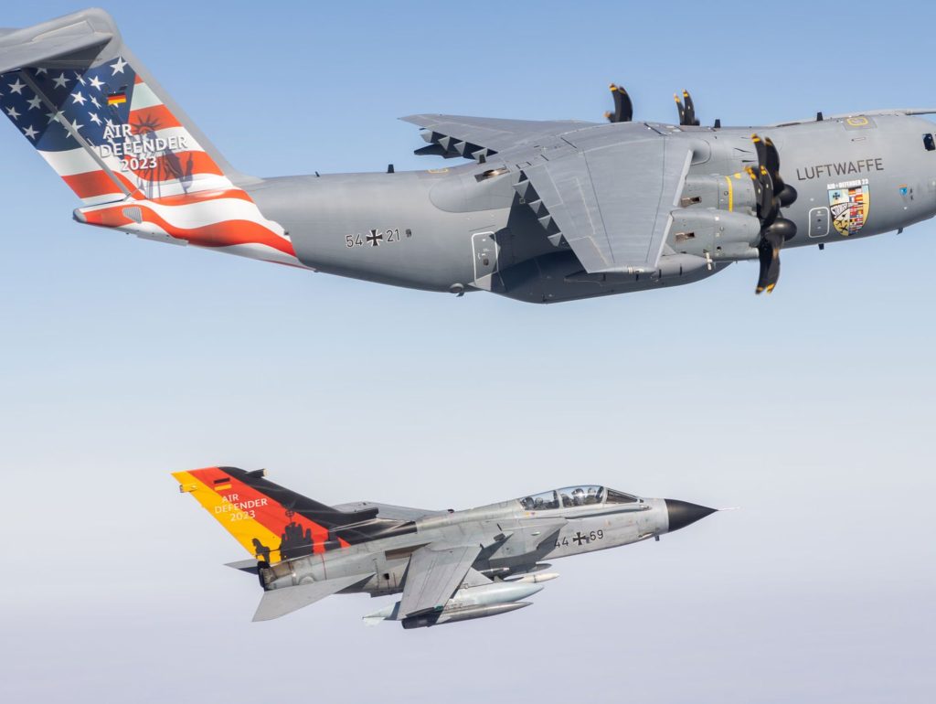 Учения НАТО у границ России: каким должен быть ответ? Учения НАТО у границ России: каким должен быть ответ? геополитика