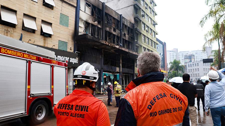 Минимум 10 человек погибли в результате пожара в гостинице в Бразилии