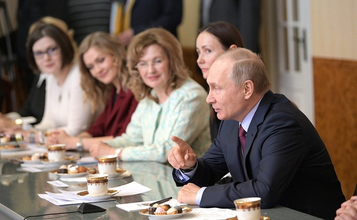 Путин заявил об увеличении финансирования поддержки инновационного экспорта 