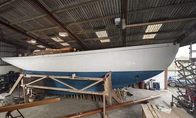 Мужчина продал все и на вырученные деньги 10 лет строил яхту в гараже Культура