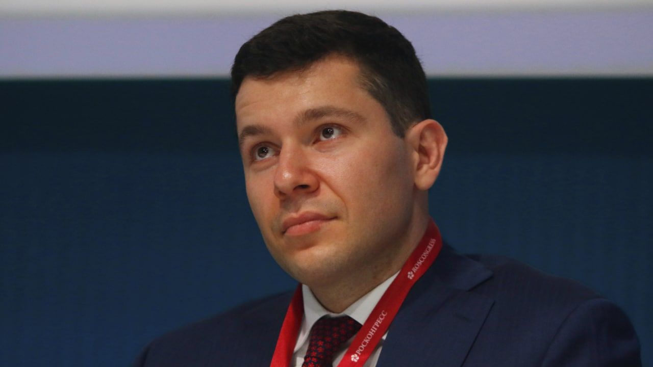 Губернатор Алиханов допустил разрушение транспортной системы Прибалтики из-за ответных мер РФ
