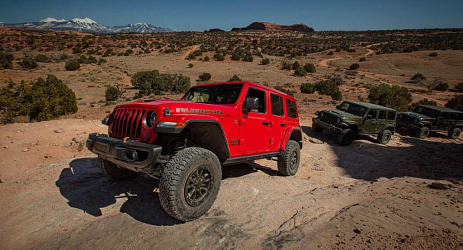 Jeep Wrangler Rubicon лишится дизеля и получит «прощальную» спецверсию Farout Edition Автомобили