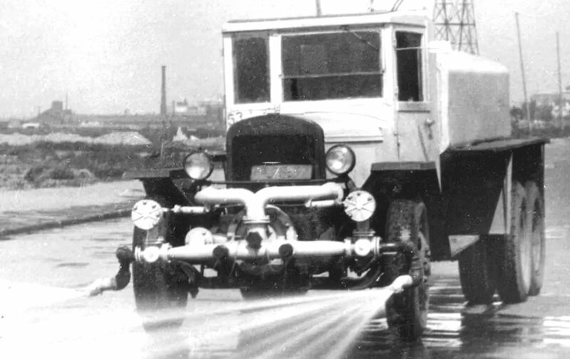 «Подметалки» и «поливалки»: история коммунальных машин прошлых лет авто и мото,интересное,история,прошлый век,техника,транспорт