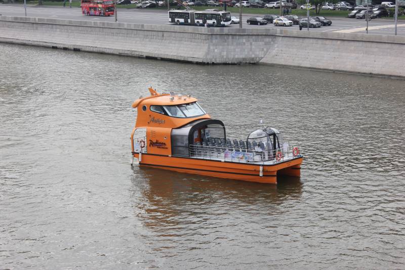 Репортаж Колорадского Таракана. Я и ваша Москва Репортаж Колорадского Таракана. Я и ваша Москва россия,украина