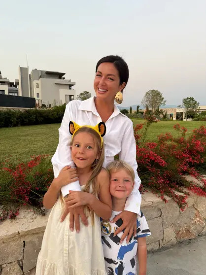 Певица Нюша встречается с диджеем Владом Ханецким