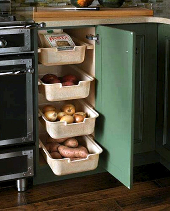 Все по полочкам, мешочкам и баночкам: 16 функциональных систем для хранения вещей на кухне Все по полочкам, мешочкам и баночкам: 16 функциональных систем для хранения вещей на кухне интерьер и дизайн,хранение вещей