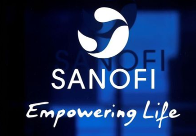 The logo of Sanofi is seen at the company's headquarters in Paris, France, April 24, 2020. REUTERS/Charles Platia