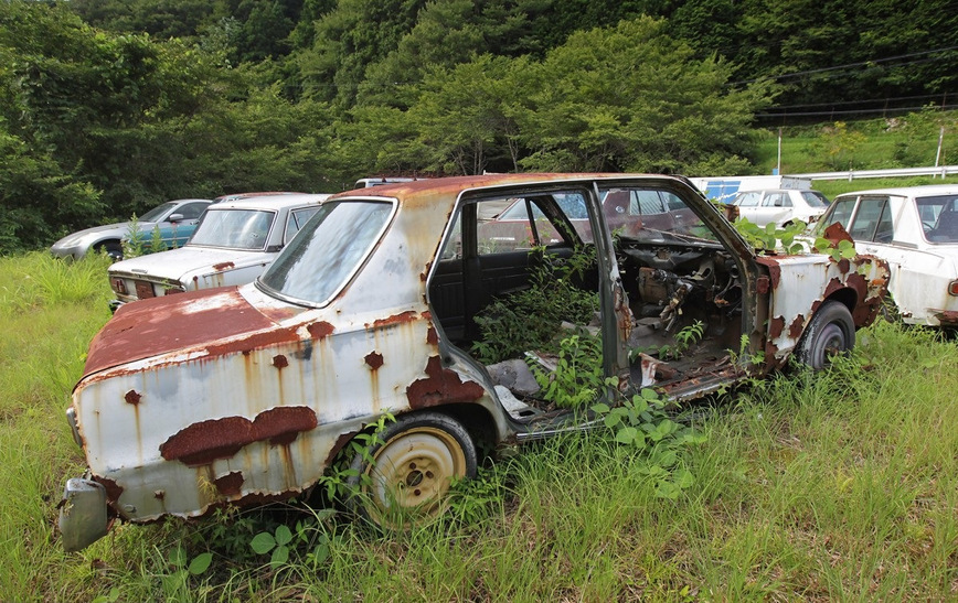 Поле в Японии, заполненное легендарными JDM автомобилями (от Skyline до Datsun) Mazda, странных, время, назад, автомобилей, старых, стали, здесь, кузова Они, гнитьА, собранные, оставили, выпотрошили, после, задачу, выполнили, люблю, двигателя, части, третьих —