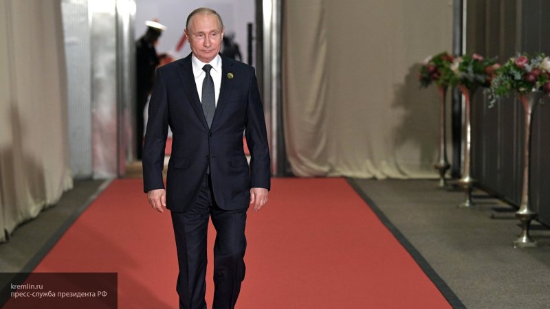 Путин прибыл на открытие концертного зала "Зарядье"