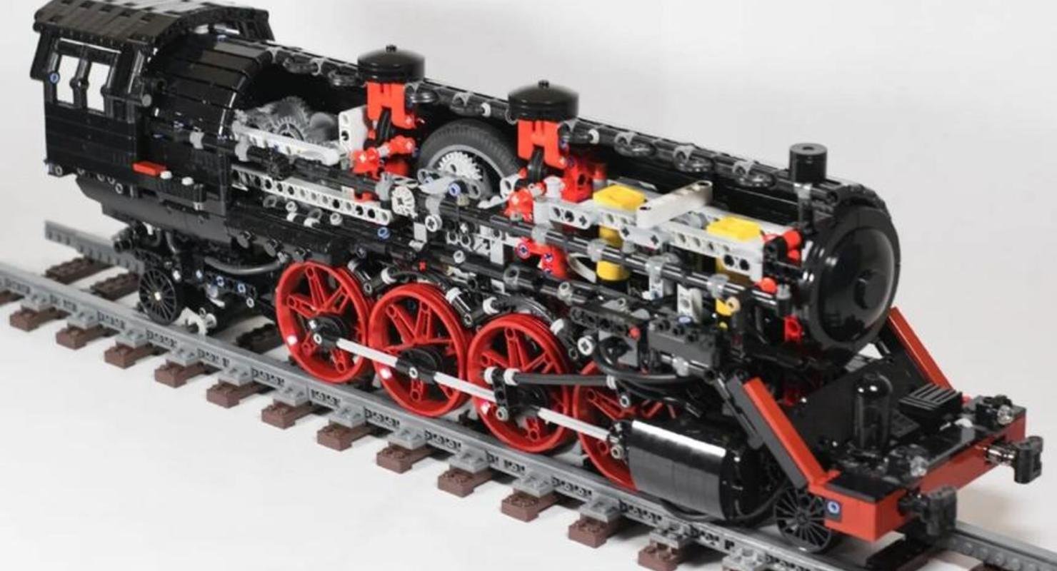 Паровоз из деталей Lego едет и звучит как настоящий Автомобили