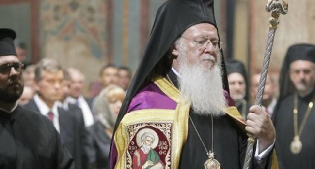 Синод Вселенского патриархата начал заседание в Стамбуле
