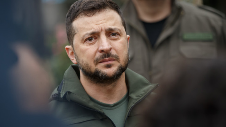  Зеленский потребовал встречи лидеров