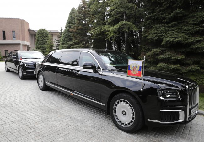 В России на фоне санкций растет спрос на автомобили Aurus Автомобили