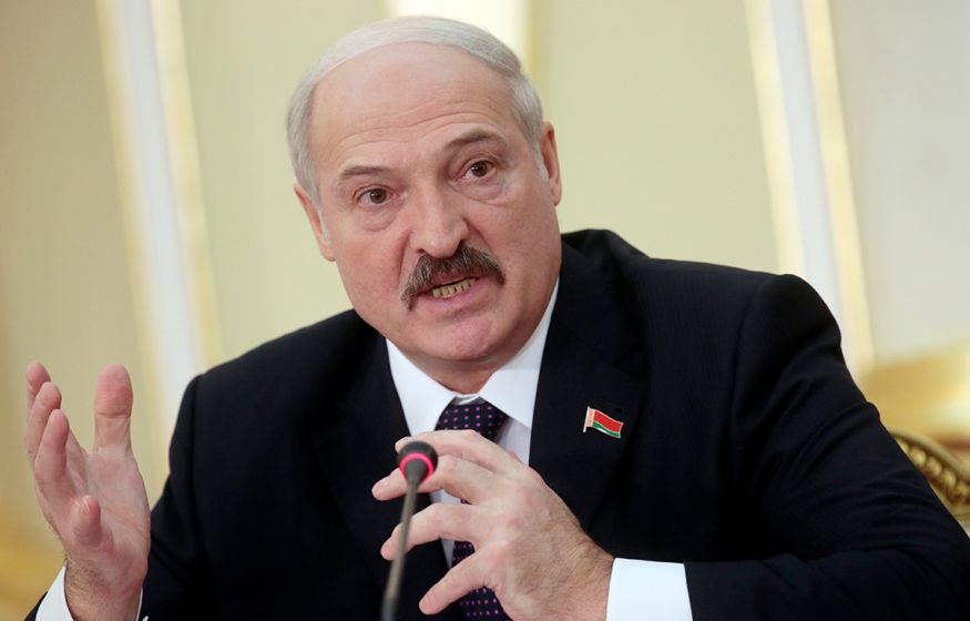 «Это пацанье, понимаете? Мелкота»: Лукашенко обвинил Шольца и Макрона в попытках повысить свою значимость за счет Путина