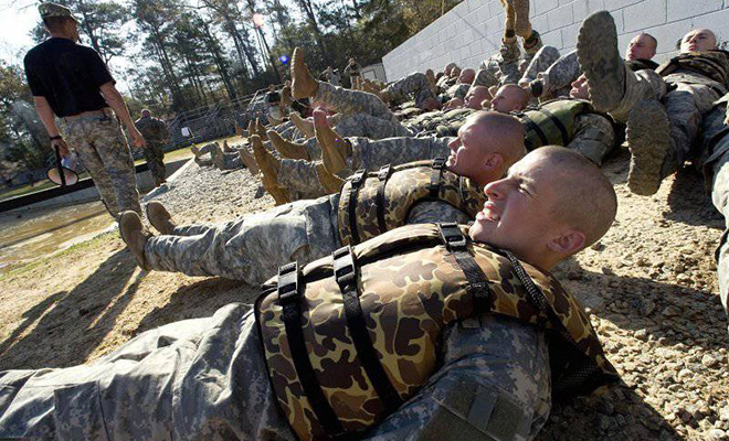 Десантник ВДВ решил выполнять норматив спецназа США, но очень быстро понял, что недооценил нагрузку Десантник ВДВ решил выполнять норматив спецназа США, но очень быстро понял, что недооценил нагрузку Культура