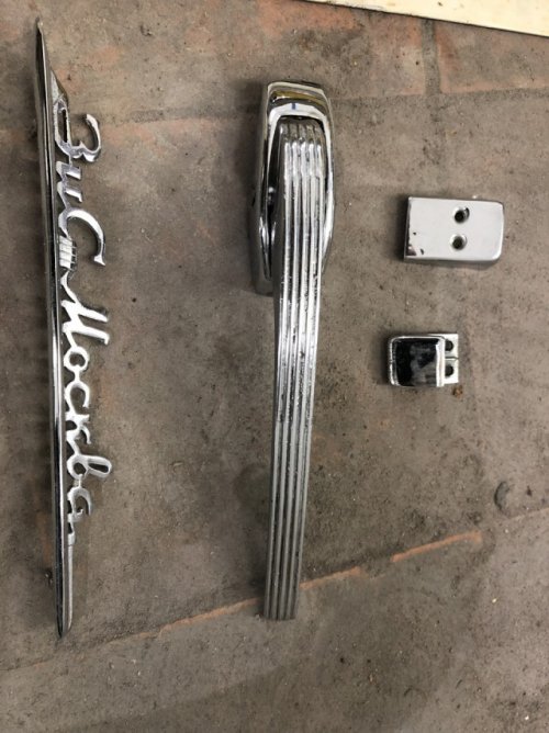 Восстановленный холодильник ЗИС Москва 1952 года Восстановленный холодильник ЗИС Москва 1952 года