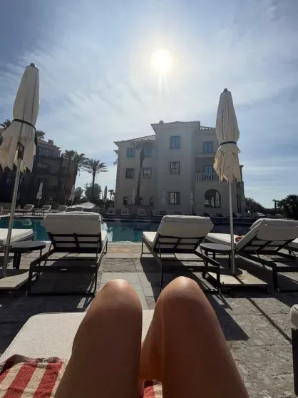 Вера Брежнева с младшей дочерью отдыхает в Португалии Брежнева, БрежневаВера, Киперманом, которая, отдыхает, Португалии, КиперманВера, дочери, БрежневаФото, Меладзе, замуж, продюсера, начали, Константина, слухам, тайно, вышла, 44летняя, спустя, развелась