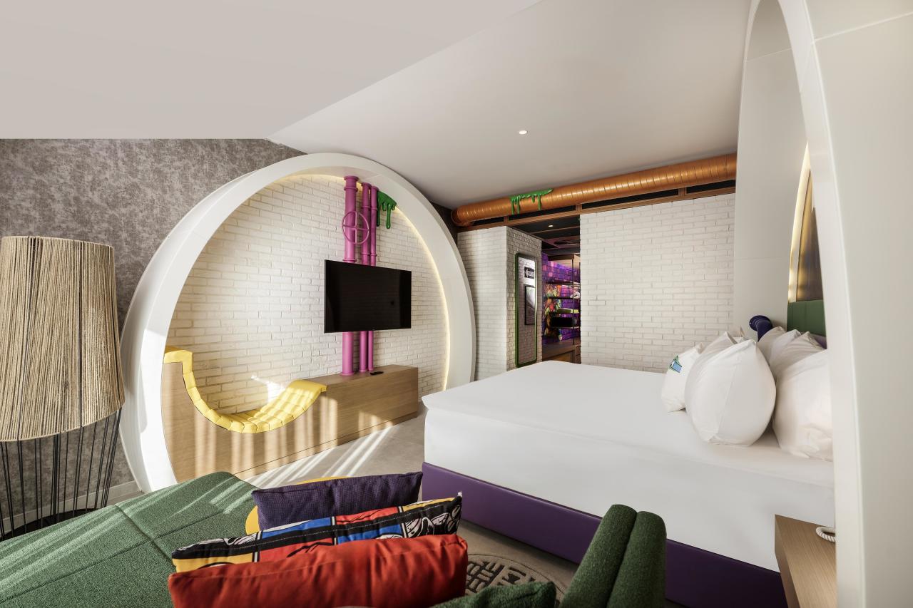 Губка Боб и самая большая горка в мире: 5 причин посетить The Land of Legends и Nickelodeon Hotels в Анталье стиле, Nickelodeon, также, Legends, более, можно, Iconic, самых, Antalya, Hotels, Resorts, Hotels&Resorts, номера, SuiteLegendary, здесь, SuiteStar, могут, отеля, Coaster, «Губки