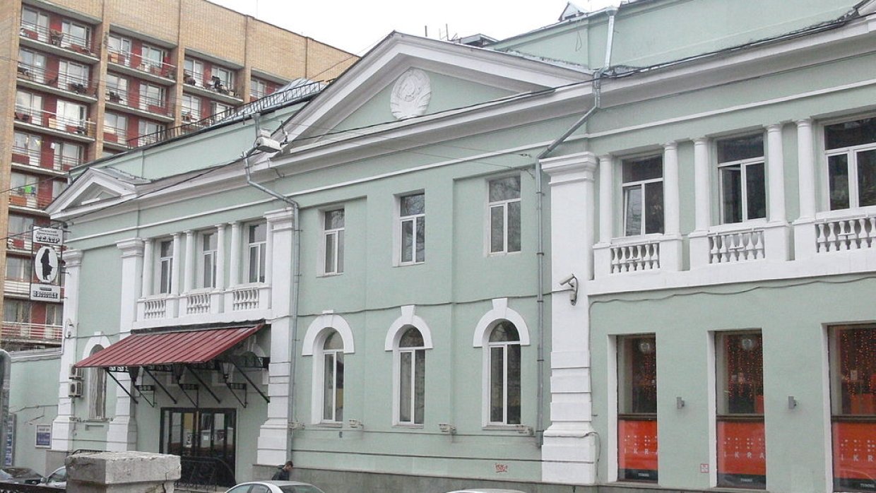 Здание Гоголь-центра
