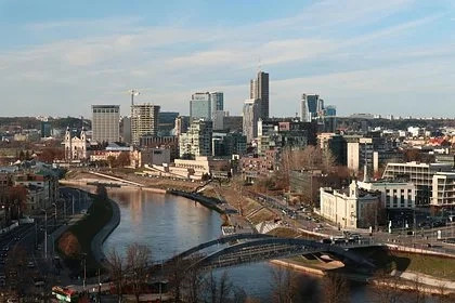 Литва лишила россиянина вида на жительство за слишком частые поездки в Россию