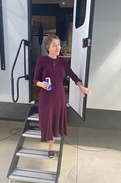 Off-duty: Джиллиан Андерсон на съемках сериала "Первая леди" Кино