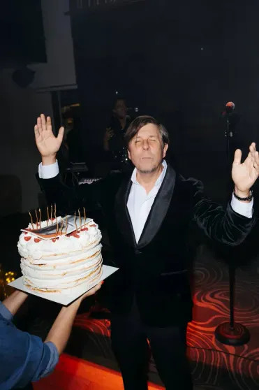 Константин Богомолов с Ксенией Собчак и Фёдор Бондарчук посетили день рождения Андрея Фомина andrey fomin production,агентство,leps,ресторан,Александр Петров,андрей собчак,Андрей Фомин,андрей фомин накануне,елизавета базыкина,Клим Шипенко,Константин Богомолов,Ксения Собчак,ксения соловева,московский художественный академический театр (мхат),Паулина Андреева,сан мишель,ресторан,софия карпунина,Федор Бондарчук,школа; московский художественный академический театр (мхат),шоколад,ресторан