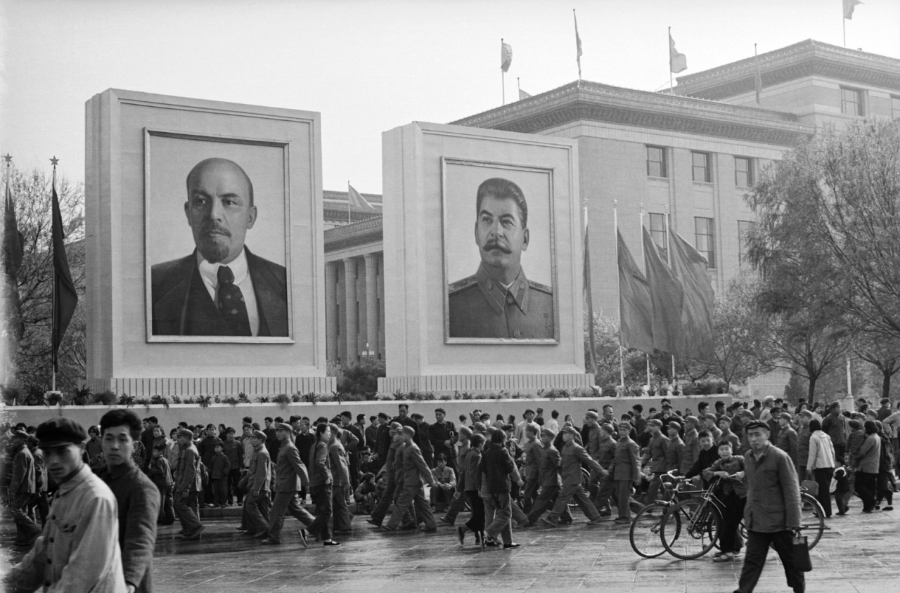 Маоисты, троцкисты, большевики и пролетарии всех стран – соединяйтесь