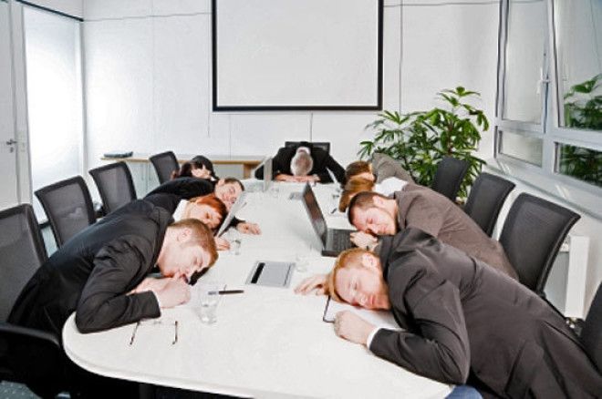 Сон посреди дня и инструктор по засыпанию как работают в офисах Финляндии