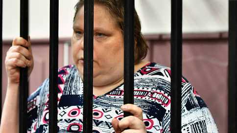 Клишас раскритиковал заключение журналистки Баязитовой в клетку в зале суда