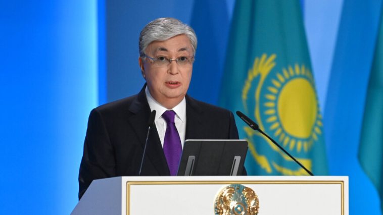 Президент Казахстана анонсировал кадровые изменения в правительстве
