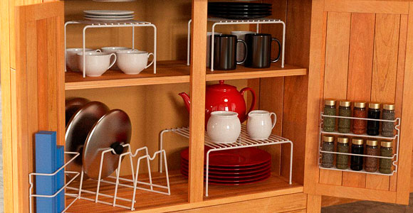 Металлические стойки для хранения кухонной посуды в ящиках