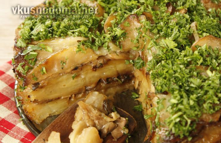 Запеканка из картофеля, шампиньонов и белых грибов